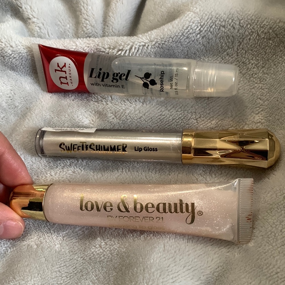 Nk makeup, Sweet Puk shimmer, Love & Beauty by Forever 21 sparkling lip glosses